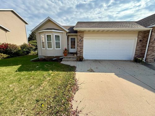 218 N 11th Avenue, Monroe, WI, 53566 | Card Image