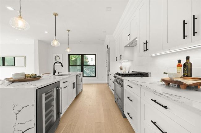 14 White Plains Rd, House other with 4 bedrooms, 4 bathrooms and 3 parking in Bronxville NY | Image 10