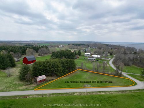 489 Prinyers Cove Cres, Prince Edward, ON, K0K2T0 | Card Image