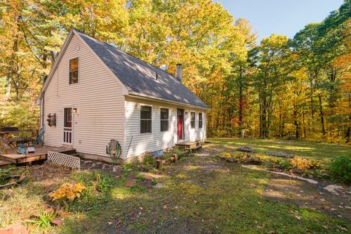 85 West Street, Wendell, MA, 01379 | Card Image