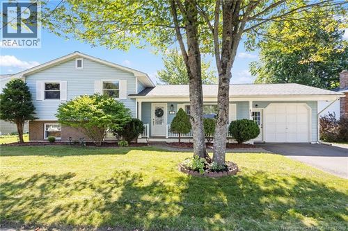 436 Cherry Ave, Fredericton, NB, E3A5L3 | Card Image