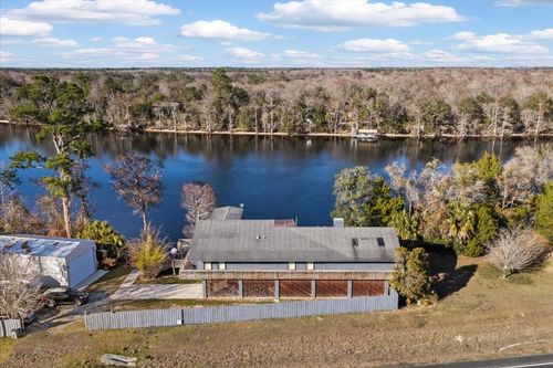 27985 Se Highway 19, OLD TOWN, FL, 32680-3903 | Card Image
