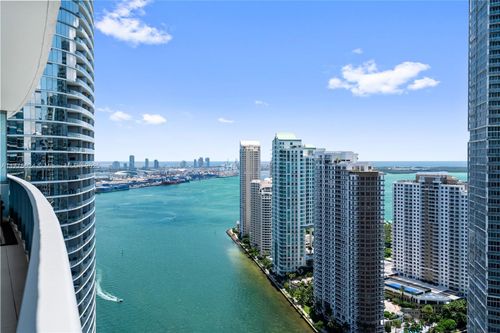 apt-4004-200 Biscayne Boulevard Way, Miami, FL, 33131-2162 | Card Image