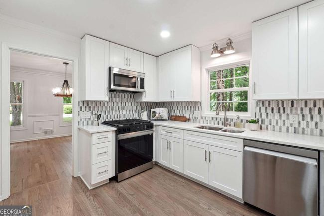 2863 Landing Dr, House other with 5 bedrooms, 4 bathrooms and 2 parking in Marietta GA | Image 10