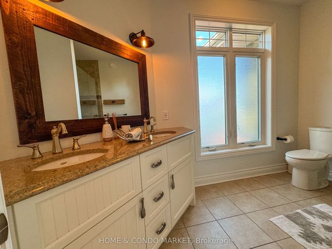 14 Charles Ave, House other with 5 bedrooms, 3 bathrooms and 6 parking in McKellar ON | Image 19
