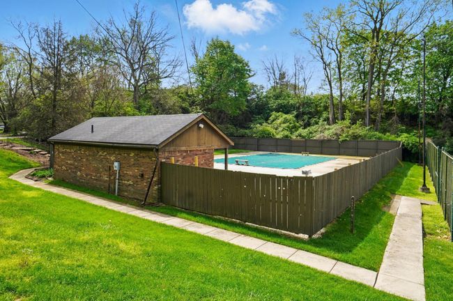 Community Pool - 5775 Corinne Creek Drive, Columbus, OH 43232 | Image 45