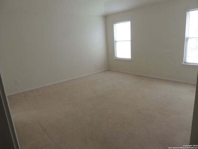 9930 Shawnee Blf, House other with 4 bedrooms, 2 bathrooms and null parking in Converse TX | Image 11