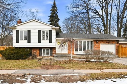 5245 Bromley Rd, Burlington, ON, L7L3G1 | Card Image