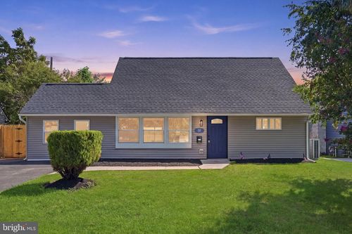 32 Iris Road, LEVITTOWN, PA, 19057 | Card Image