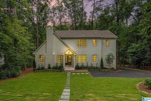 3861 Glencoe Dr, Mountain Brk, AL, 35213-3843 | Card Image