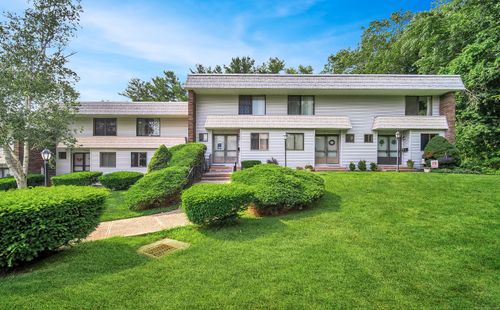 9-9 Bayberry Ct, Cromwell, CT, 06416-1767 | Card Image