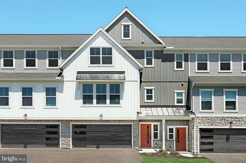 156 Marissa Ct, NEWMANSTOWN, PA, 17073-9084 | Card Image