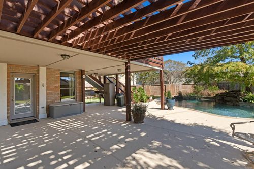 1602 Old Orchard Ln, Seabrook, TX, 77586-2594 | Card Image