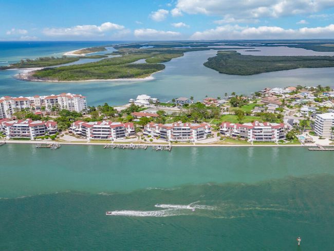 232 - 232 La Peninsula Blvd, Condo with 2 bedrooms, 3 bathrooms and null parking in NAPLES FL | Image 47