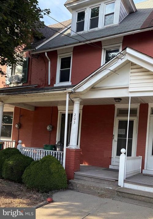 203 N Main St, Trumbauersville, PA, 18970 | Card Image