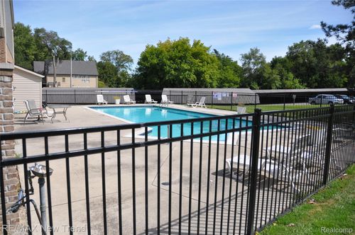 unit-66-30052 W 12 Mile Rd, Farmington Hills, MI, 48334-3926 | Card Image