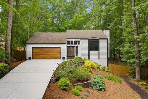 3452 Shawnee Trl Se, Smyrna, GA, 30080-4559 | Card Image