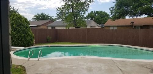 5228 Runyon Dr, The Colony, TX, 75056-2501 | Card Image