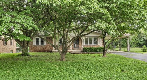 412 Colonial Ter, Hopkinsville, KY, 42240-5204 | Card Image