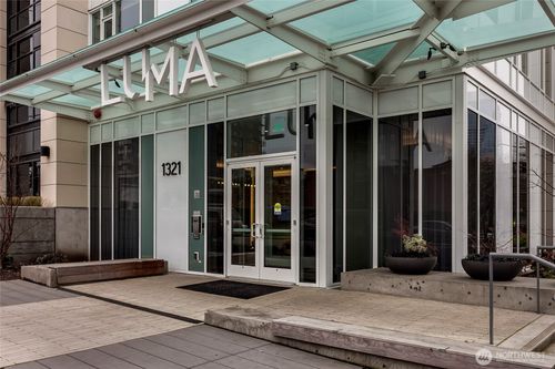 1102-1321 Seneca St, Seattle, WA, 98101-3256 | Card Image