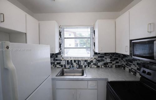 3-4381 W Flagler St, Coral Gables, FL, 33134-1553 | Card Image