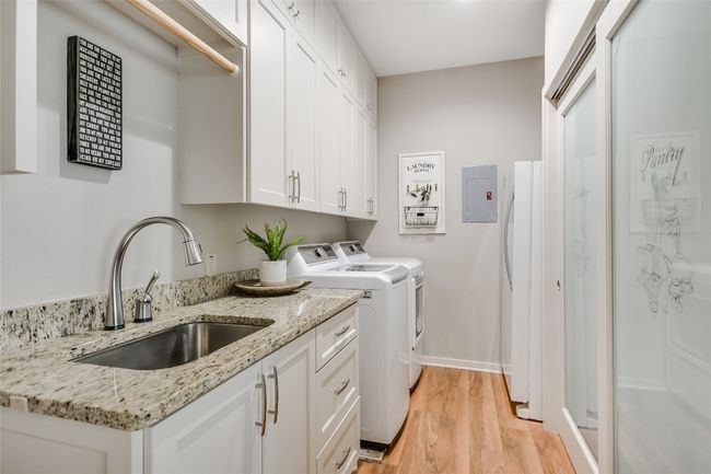 2305 Manana St, House other with 4 bedrooms, 4 bathrooms and 6 parking in Austin TX | Image 23