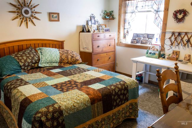 2318 S Elba Almo Rd, House other with 4 bedrooms, 2 bathrooms and 2 parking in Elba ID | Image 16