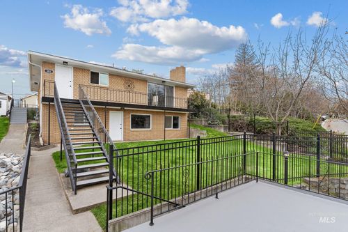 303 Highland Ave, Clarkston, WA, 99403-2750 | Card Image