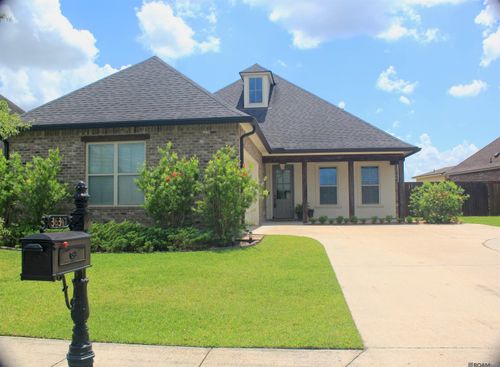 36347 Belle Savanne Ave, Geismar, LA, 70734-3375 | Card Image