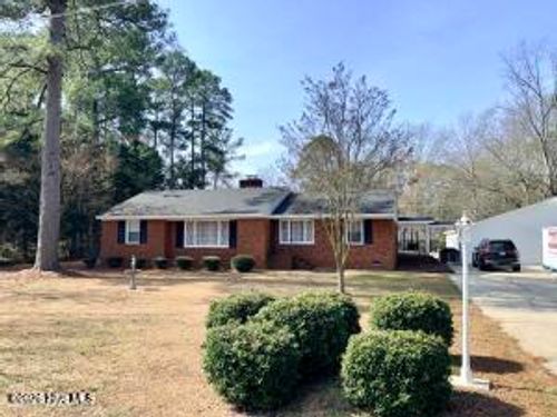 13400 Sycamore Ln, Laurinburg, NC, 28352-2180 | Card Image