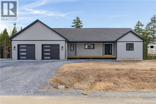 44 Montana Dr, Quispamsis, NB, E2E0W2 | Card Image