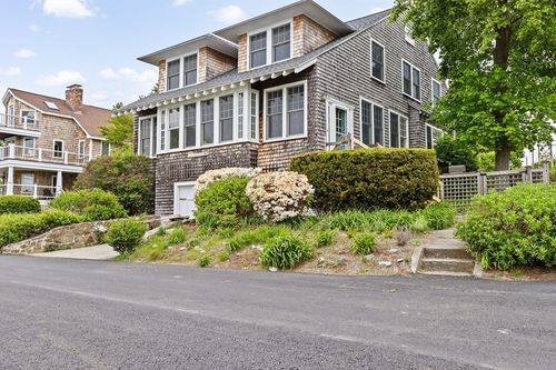 4 Glover Ave, Hull, MA, 02045-1410 | Card Image