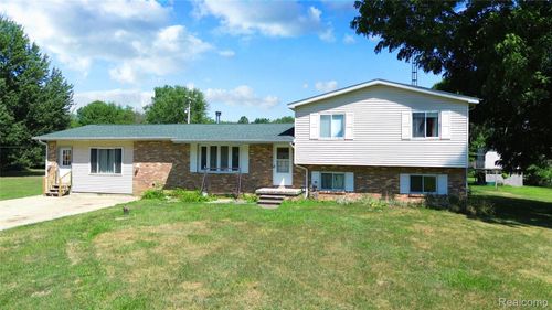 9264 Duffield Rd, Montrose, MI, 48457-9181 | Card Image