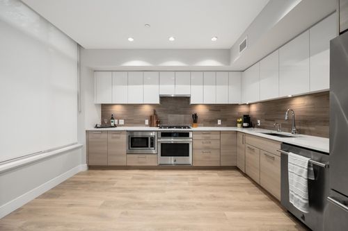 3482 Marine Way, Vancouver, BC, V5S0H1 | Card Image