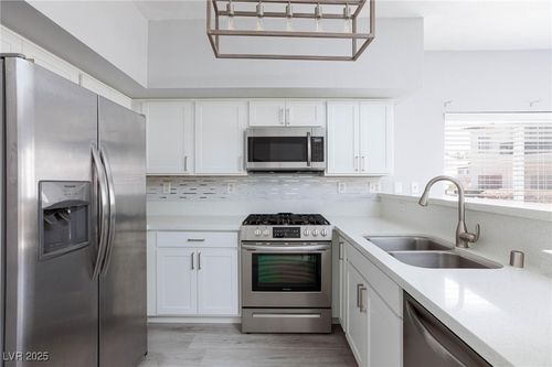 unit-101-4820 Grey Wolf Ln, Las Vegas, NV, 89149-5786 | Card Image