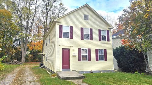 107 Coolidge Ave, Bennington, VT, 05201-2044 | Card Image