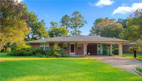 1802 Shirley Park Pl, Alexandria, LA, 71301-3922 | Card Image