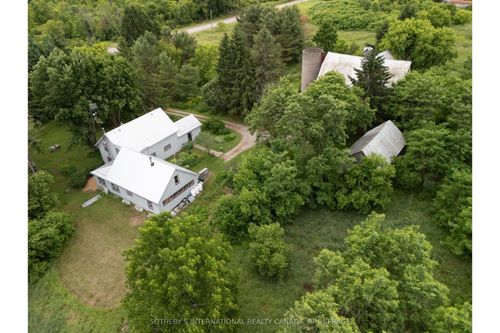 150 Rockfield Rd, Mallorytown, ON, K0E1R0 | Card Image