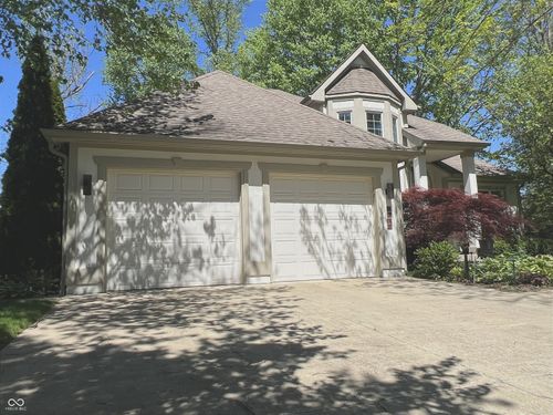 6012 Leatherback Dr, Columbus, IN, 47201-7593 | Card Image