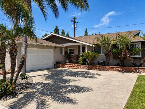 7035 Santa Ana Cir, Buena Park, CA, 90620-3181 | Card Image