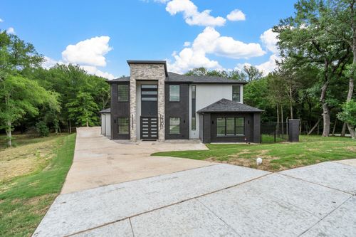 2303 Timber Creek Ct, Cedar Hill, TX, 75104-1026 | Card Image