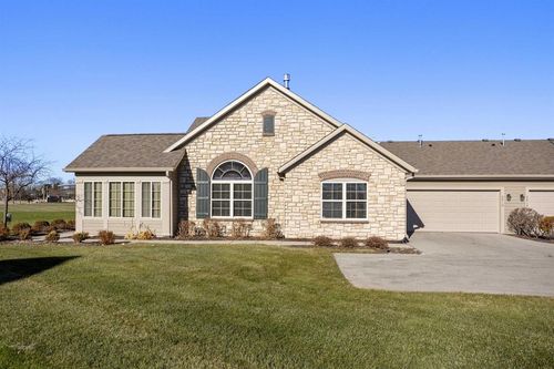 2210 E Tuscany Way, APPLETON, WI, 54913 | Card Image
