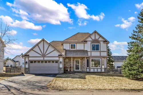 18745 39th Ave N, Plymouth, MN, 55446-2828 | Card Image