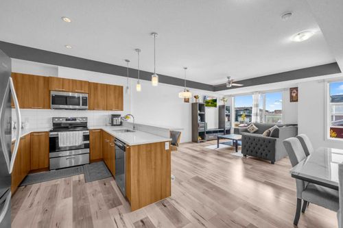 62 Saddlestone Dr Ne, Calgary, AB, T3J0W4 | Card Image