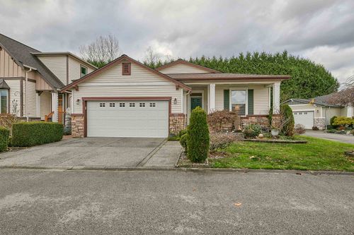 135-19639 Meadow Gardens Way, Pitt Meadows, BC, V3Y2T5 | Card Image