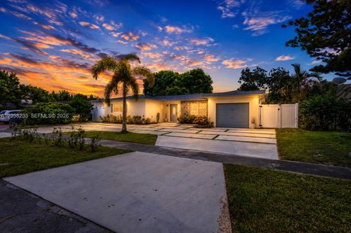 0-4930 Nw 17th St, Lauderhill, FL, 33313-5542 | Card Image