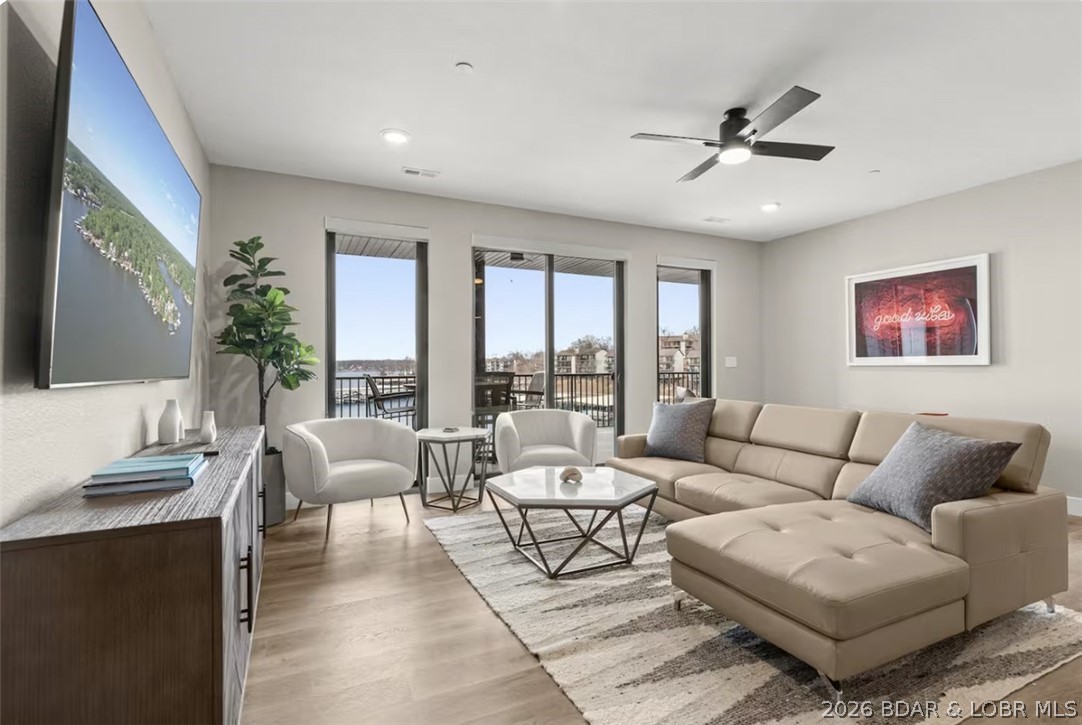 Residential in Four Seasons 4