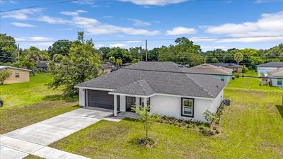 945 N Singleton Avenue, House other with 3 bedrooms, 2 bathrooms and null parking in Titusville FL | Image 2