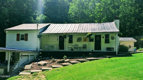3058 Aily Rd, Dante, VA, 24237-7075 | Card Image