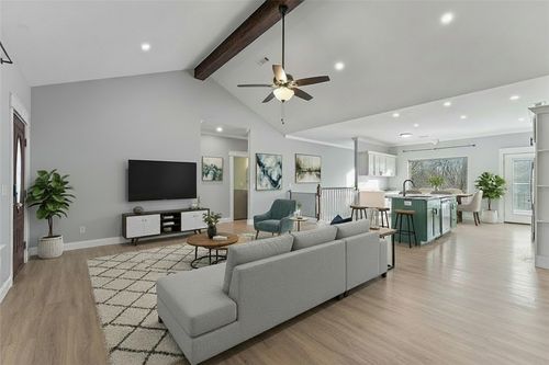 1070 Nemett Cir, Pea Ridge, AR, 72751-3333 | Card Image